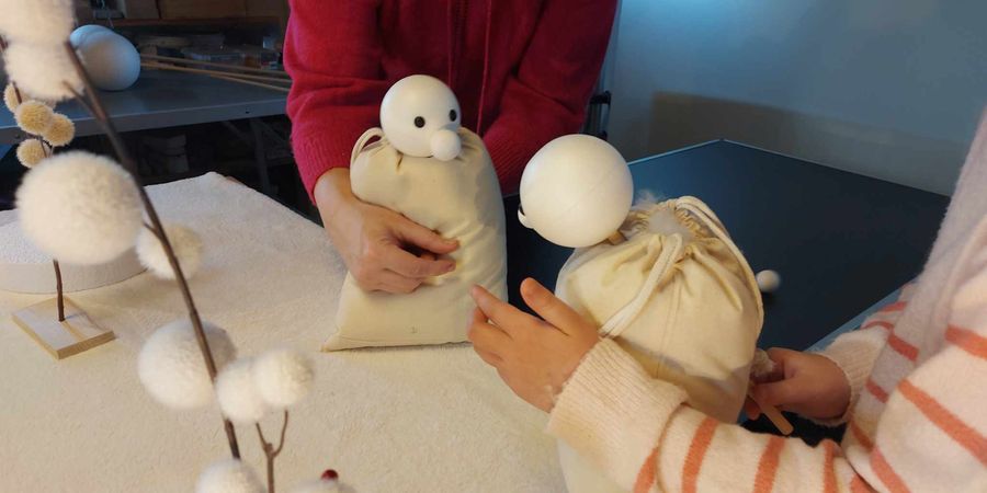 image - Ateliers spécial Noël: ''Je suis un bonhomme de neige''.