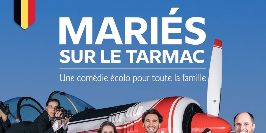 image - Mariés sur le tarmac